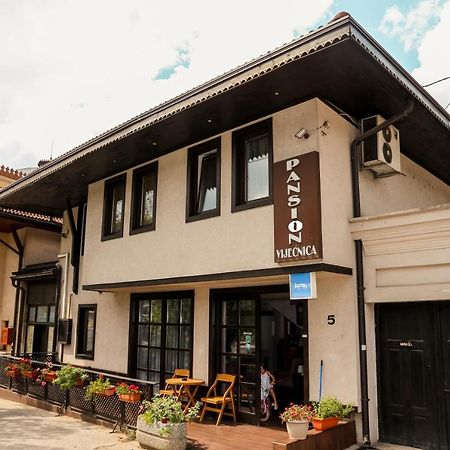 Bed And Breakfast Vijecnica Сараево Экстерьер фото