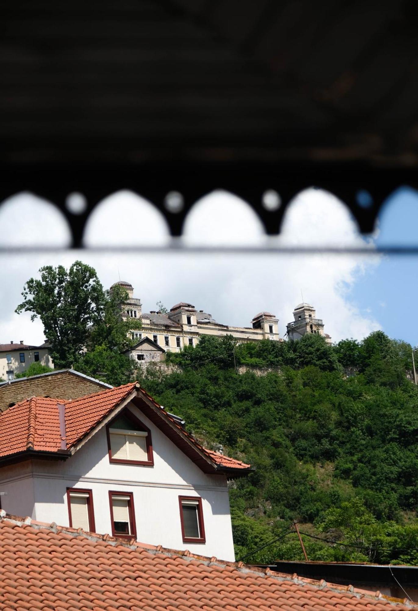 Bed And Breakfast Vijecnica Сараево Экстерьер фото